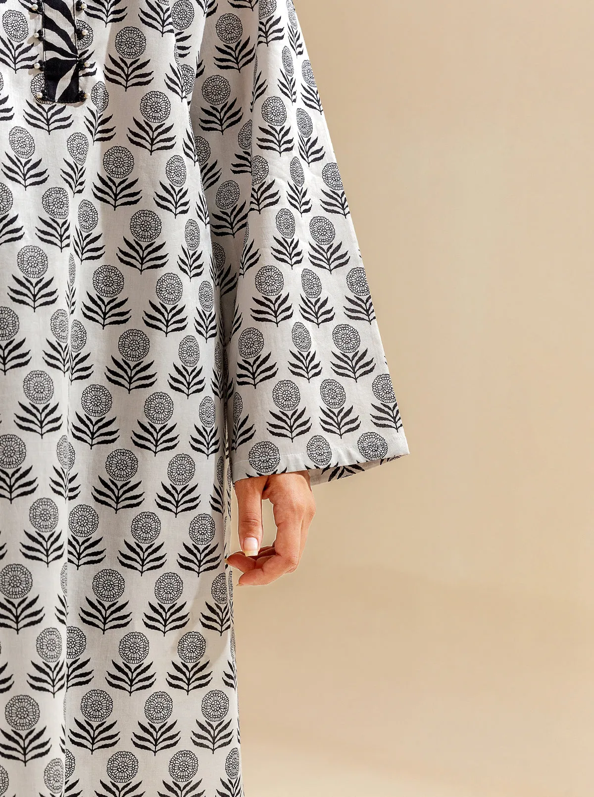 2 PIECE PRINTED LAWN SUIT - ETHNIC VIBE